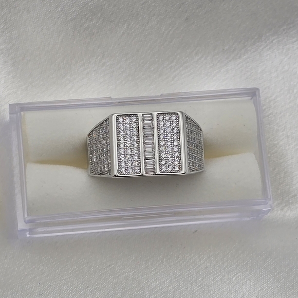 Sterling Silver 925 CZ Pave Statement Ring - Picture 6 of 8